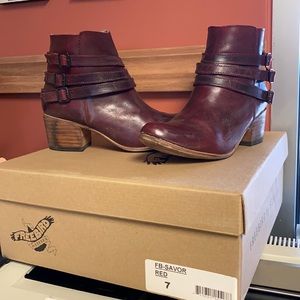 Freebies Savor Booties